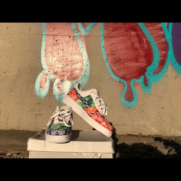 Air Force 1 - Picture 7 of 7